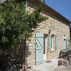 Hébergement de vacances De Baraud, Villeneuve-de-Berg